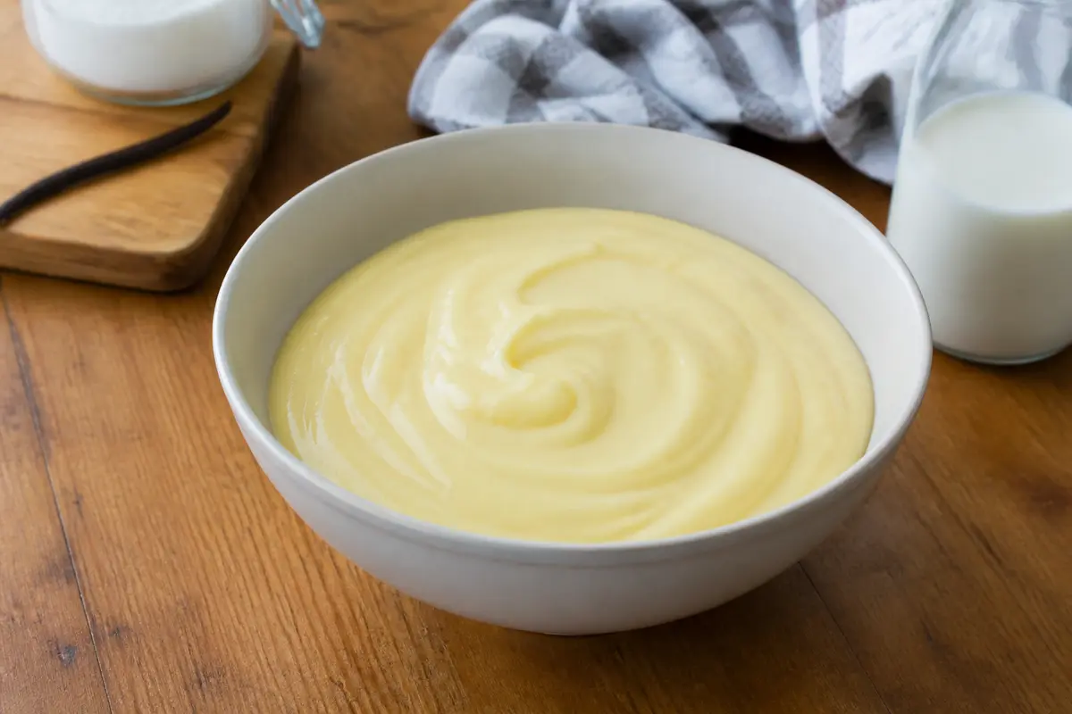 Crème pâtissière sans œufs : Recette facile et vegan !