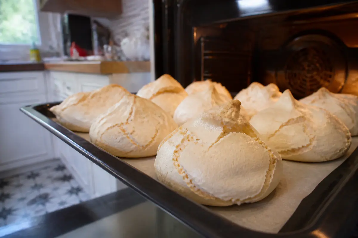 Meringues au four : Recette facile et conseils de cuisson !